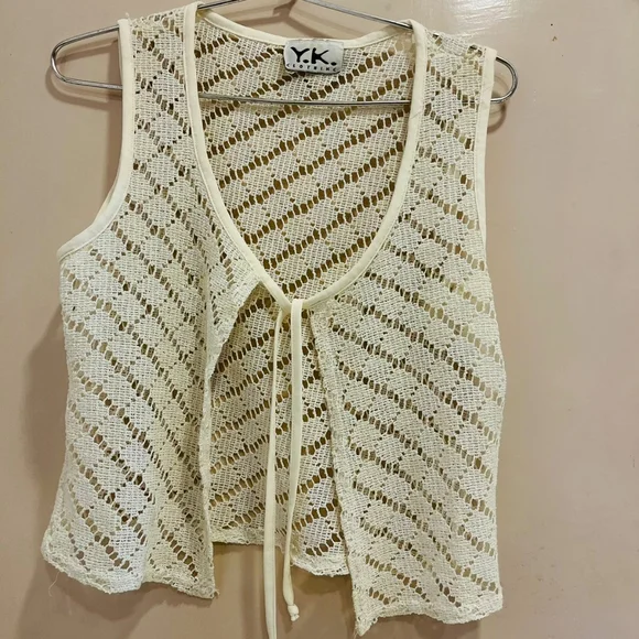 White beautiful shrug - Picture 5 of 7